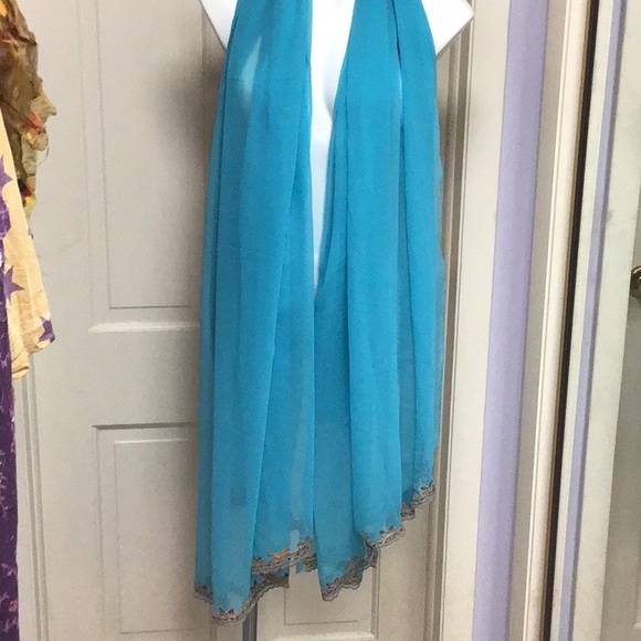 Gorgeous silk shawl extra long sarong scarf exquisite - Picture 2 of 6